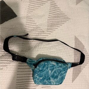 BAGGU Pool Pattern Puffy Fanny Pack